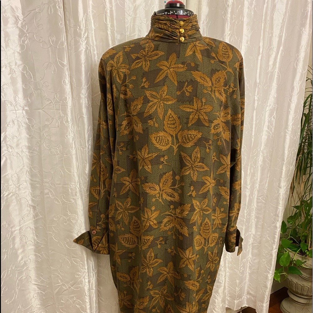 Gillian vintage silk dress with pockets